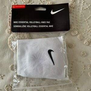 Nike volleyball knee pads, NWT